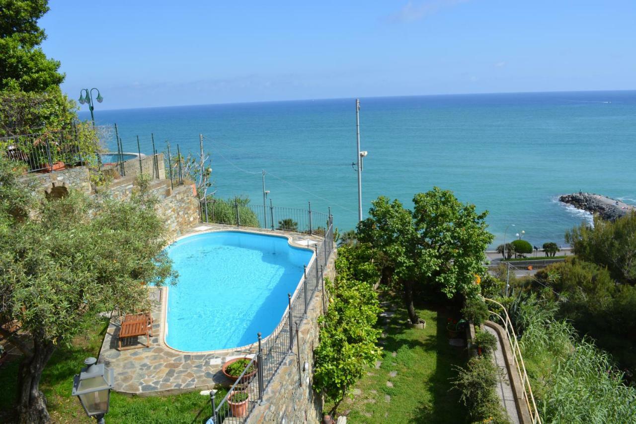 Ca da Muntà bed&breakfast Arenzano Exterior foto